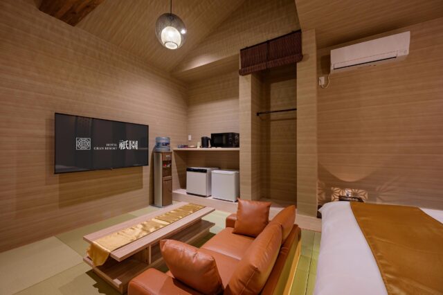 Room13